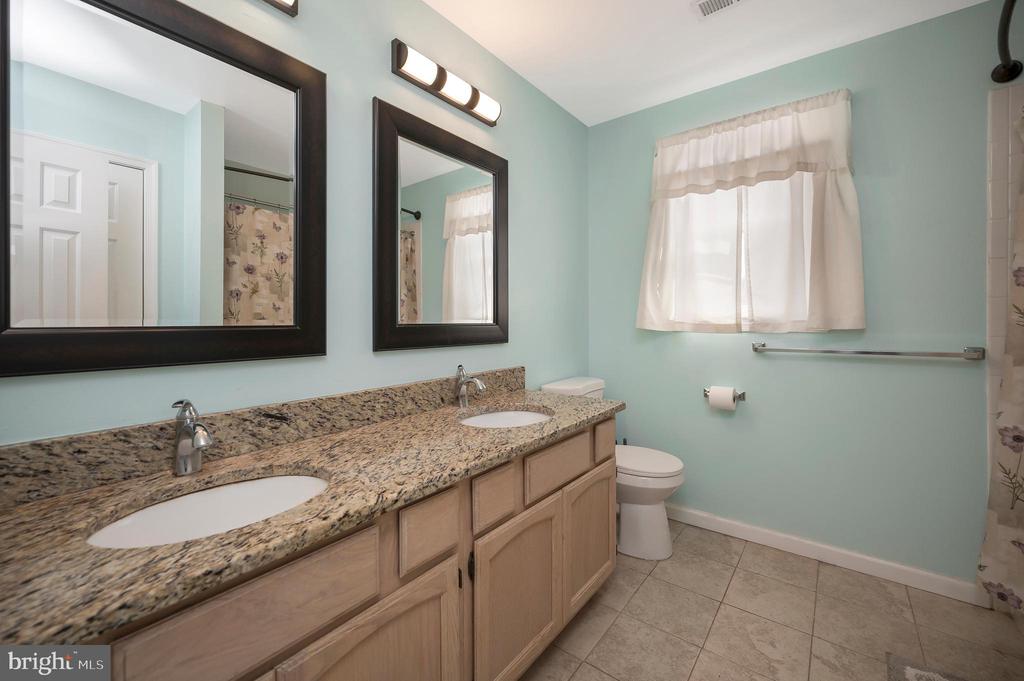 7129 CAVALRY DR, WARRENTON, Virginia, 6 Bedrooms Bedrooms, ,3 BathroomsBathrooms,Residential,7129 CAVALRY DR,VAFQ2020530 MLS # VAFQ2020530 7129 CAVALRY DR, WARRENTON, Virginia, 6 Bedrooms Bedrooms, ,3 BathroomsBathrooms,Residential,7129 CAVALRY DR,VAFQ2020530 MLS # VAFQ2020530