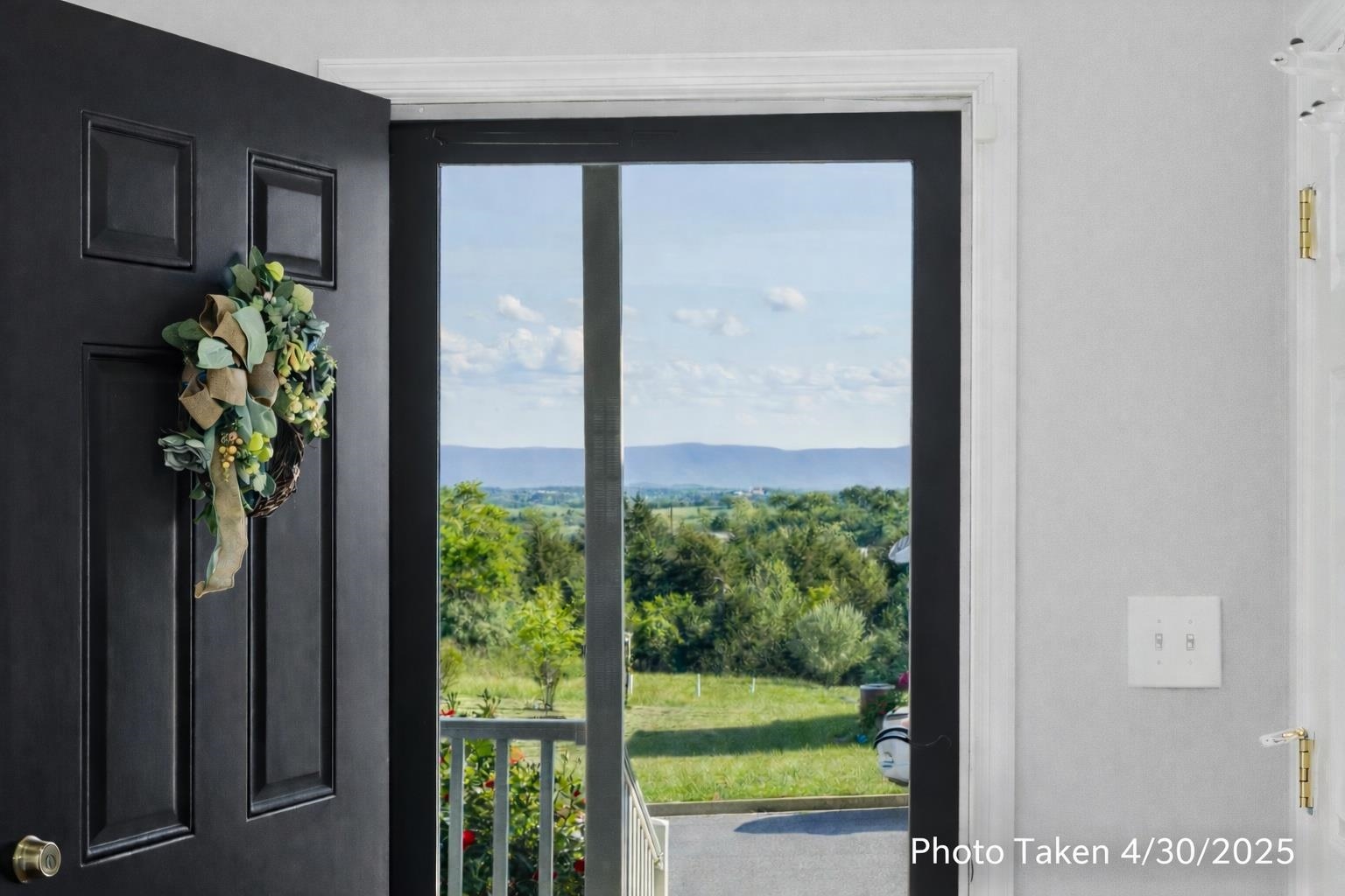 109 BEAUREGARD DR, STAUNTON, Virginia 24401, 3 Bedrooms Bedrooms, ,2 BathroomsBathrooms,Residential,109 BEAUREGARD DR,665946 MLS # 665946