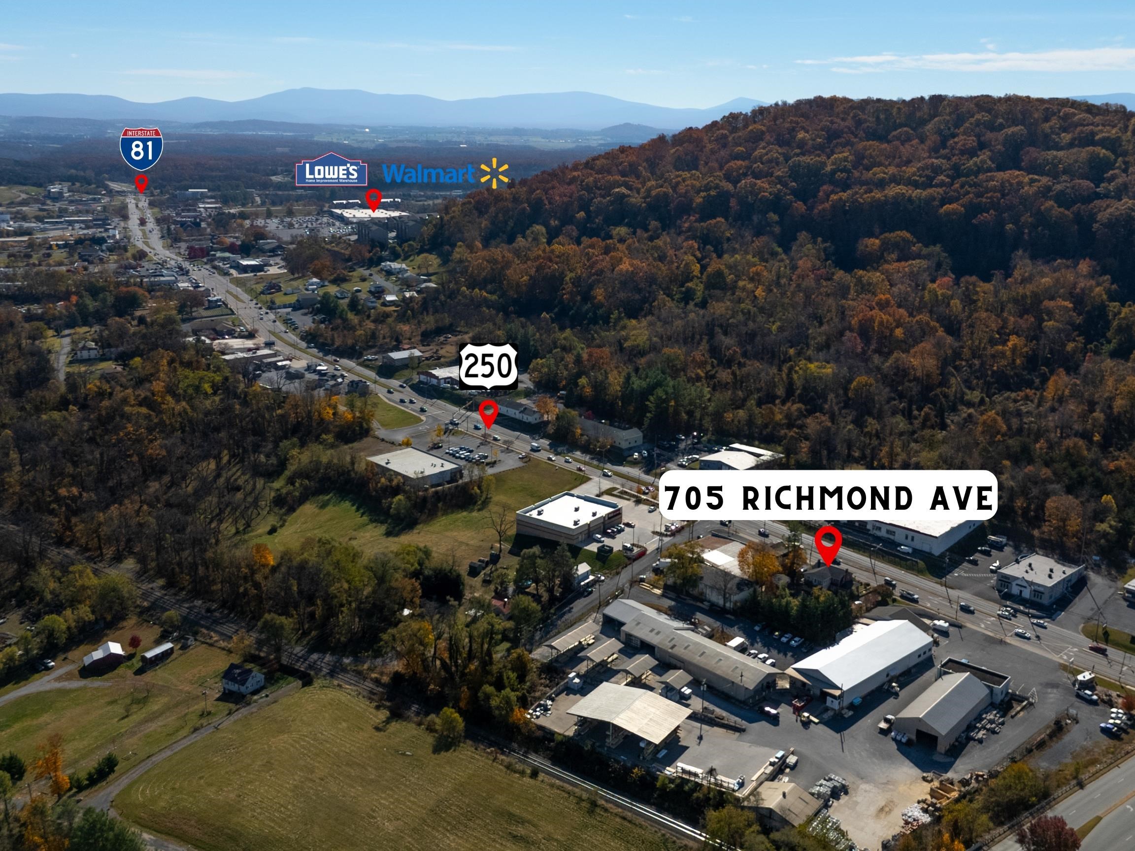 705 RICHMOND AVE, STAUNTON, Virginia 24401, 5 Bedrooms Bedrooms, ,3 BathroomsBathrooms,Residential,705 RICHMOND AVE,671009 MLS # 671009