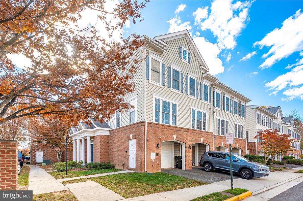 3541 HUNTLEY MANOR LN #79B, ALEXANDRIA, Virginia 22306, 3 Bedrooms Bedrooms, ,2 BathroomsBathrooms,Residential,For sale,3541 HUNTLEY MANOR LN #79B,VAFX2278796 MLS # VAFX2278796 3541 HUNTLEY MANOR LN #79B, ALEXANDRIA, Virginia 22306, 3 Bedrooms Bedrooms, ,2 BathroomsBathrooms,Residential,For sale,3541 HUNTLEY MANOR LN #79B,VAFX2278796 MLS # VAFX2278796