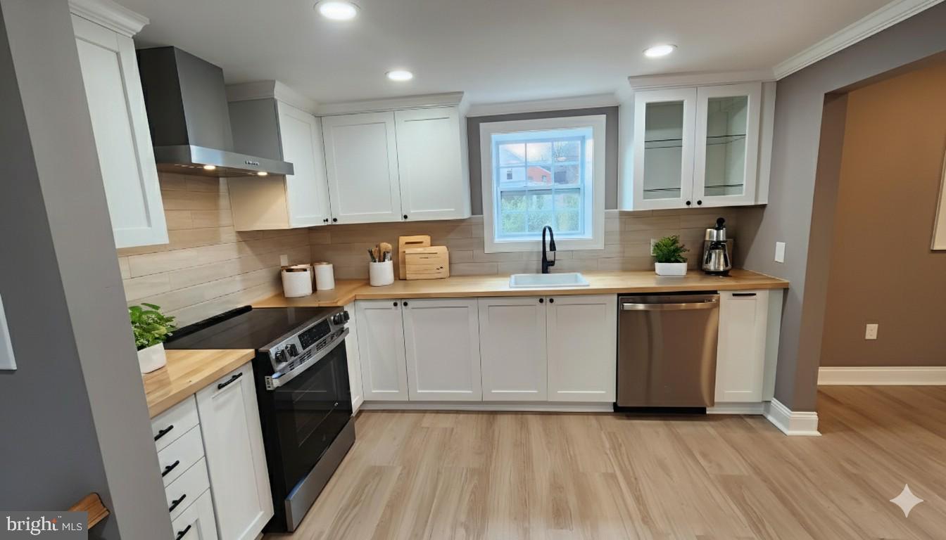 1407 SUNKEN RD, FREDERICKSBURG, Virginia 22401, 3 Bedrooms Bedrooms, ,2 BathroomsBathrooms,Residential,For sale,1407 SUNKEN RD,VAFB2009390 MLS # VAFB2009390