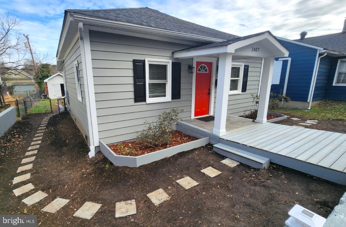 1407 SUNKEN RD, FREDERICKSBURG, Virginia 22401, 3 Bedrooms Bedrooms, ,2 BathroomsBathrooms,Residential,For sale,1407 SUNKEN RD,VAFB2009390 MLS # VAFB2009390