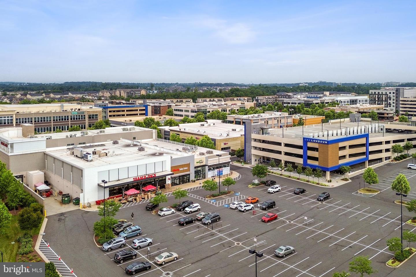 44672 COLLINGDALE TER, ASHBURN, Virginia 20147, 3 Bedrooms Bedrooms, ,2 BathroomsBathrooms,Residential,For sale,44672 COLLINGDALE TER,VALO2112232 MLS # VALO2112232