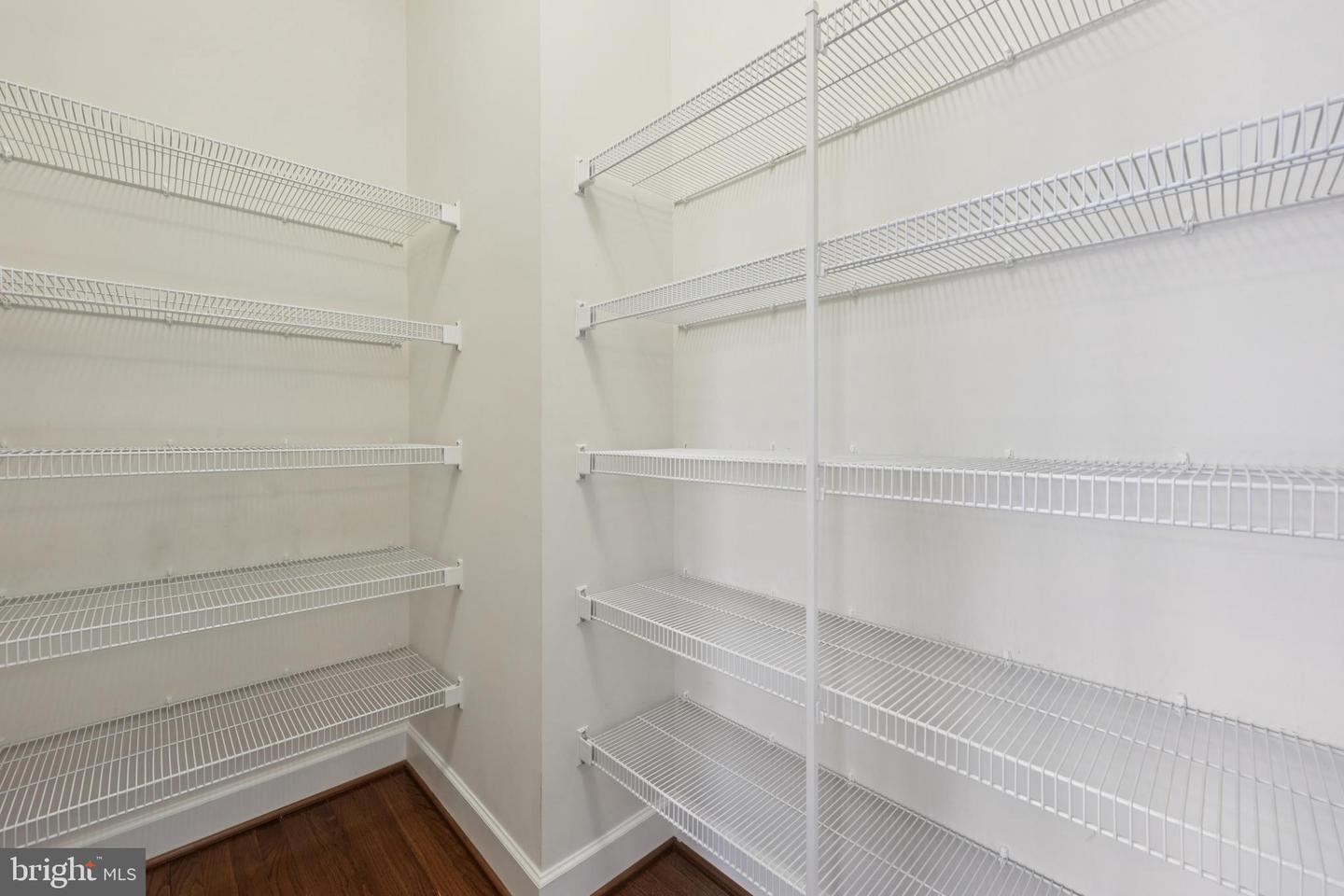 41640 MONTACUTE LN, LEESBURG, Virginia 20176, 4 Bedrooms Bedrooms, ,3 BathroomsBathrooms,Residential,For sale,41640 MONTACUTE LN,VALO2112262 MLS # VALO2112262