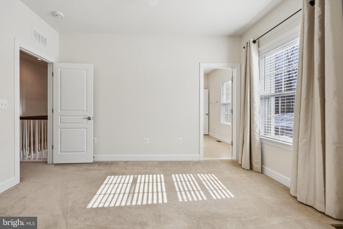 41640 MONTACUTE LN, LEESBURG, Virginia 20176, 4 Bedrooms Bedrooms, ,3 BathroomsBathrooms,Residential,For sale,41640 MONTACUTE LN,VALO2112262 MLS # VALO2112262