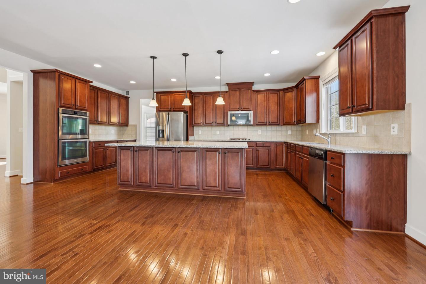 41640 MONTACUTE LN, LEESBURG, Virginia 20176, 4 Bedrooms Bedrooms, ,3 BathroomsBathrooms,Residential,For sale,41640 MONTACUTE LN,VALO2112262 MLS # VALO2112262