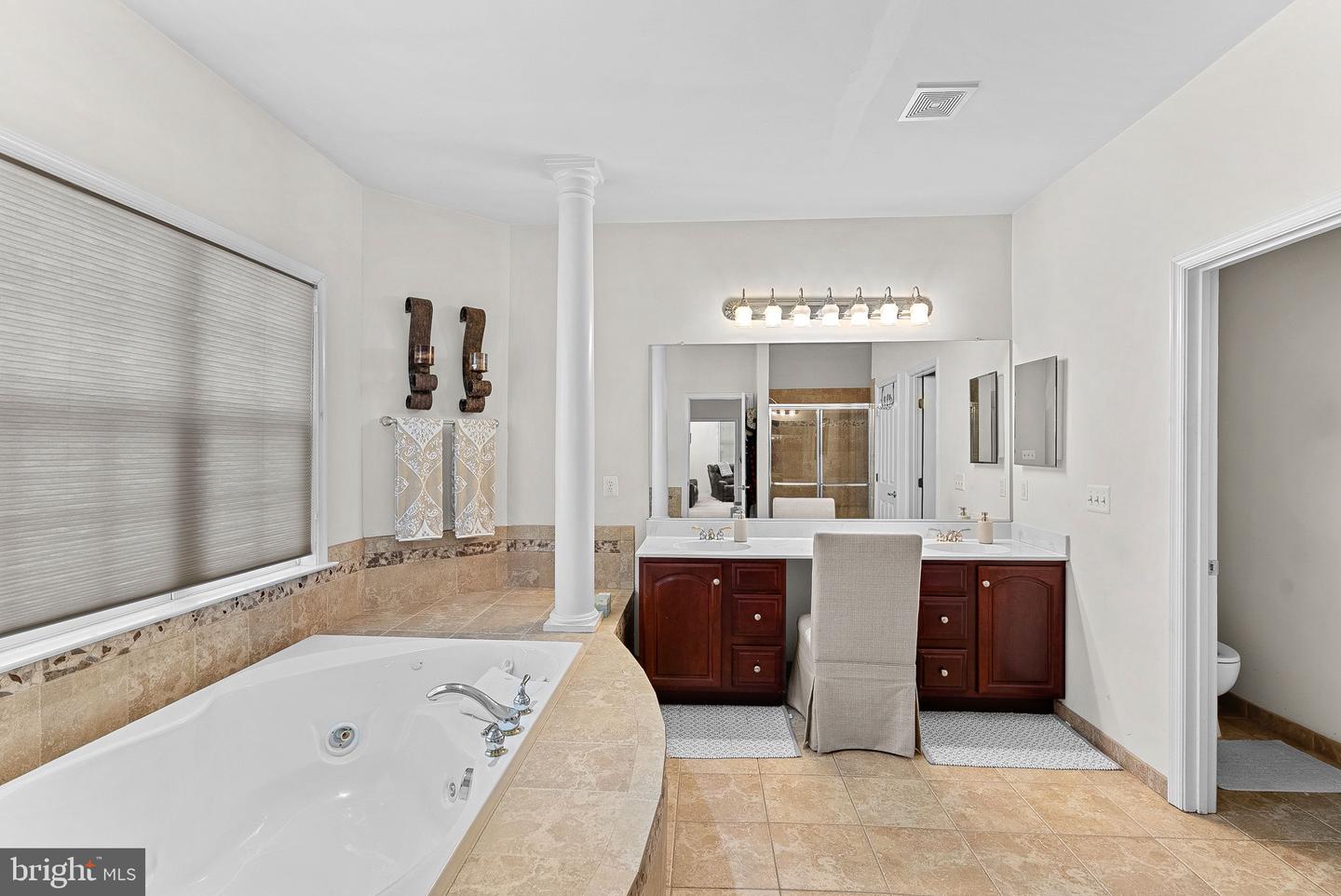 42037 HEATERS ISLAND CT, LEESBURG, Virginia 20176, 6 Bedrooms Bedrooms, ,4 BathroomsBathrooms,Residential,For sale,42037 HEATERS ISLAND CT,VALO2112280 MLS # VALO2112280