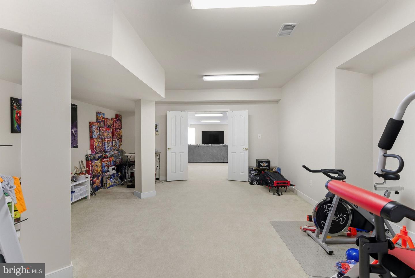 42037 HEATERS ISLAND CT, LEESBURG, Virginia 20176, 6 Bedrooms Bedrooms, ,4 BathroomsBathrooms,Residential,For sale,42037 HEATERS ISLAND CT,VALO2112280 MLS # VALO2112280