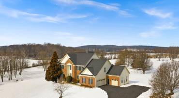 42037 HEATERS ISLAND CT, LEESBURG, Virginia 20176, 6 Bedrooms Bedrooms, ,4 BathroomsBathrooms,Residential,For sale,42037 HEATERS ISLAND CT,VALO2112280 MLS # VALO2112280