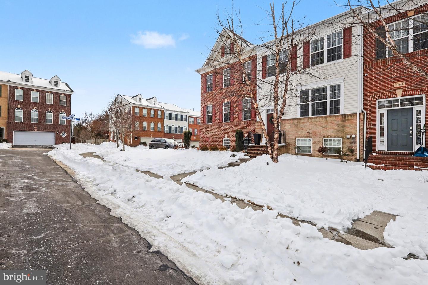 41627 EPPING GREEN SQ, ALDIE, Virginia 20105, 3 Bedrooms Bedrooms, ,2 BathroomsBathrooms,Residential,For sale,41627 EPPING GREEN SQ,VALO2112640 MLS # VALO2112640