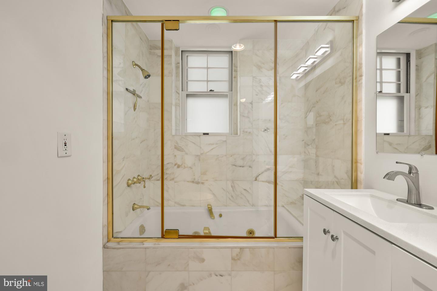 3014 DENT PL NW #36E/46E, WASHINGTON, District Of Columbia 20007, 2 Bedrooms Bedrooms, ,2 BathroomsBathrooms,Residential,For sale,3014 DENT PL NW #36E/46E,DCDC2235720 MLS # DCDC2235720