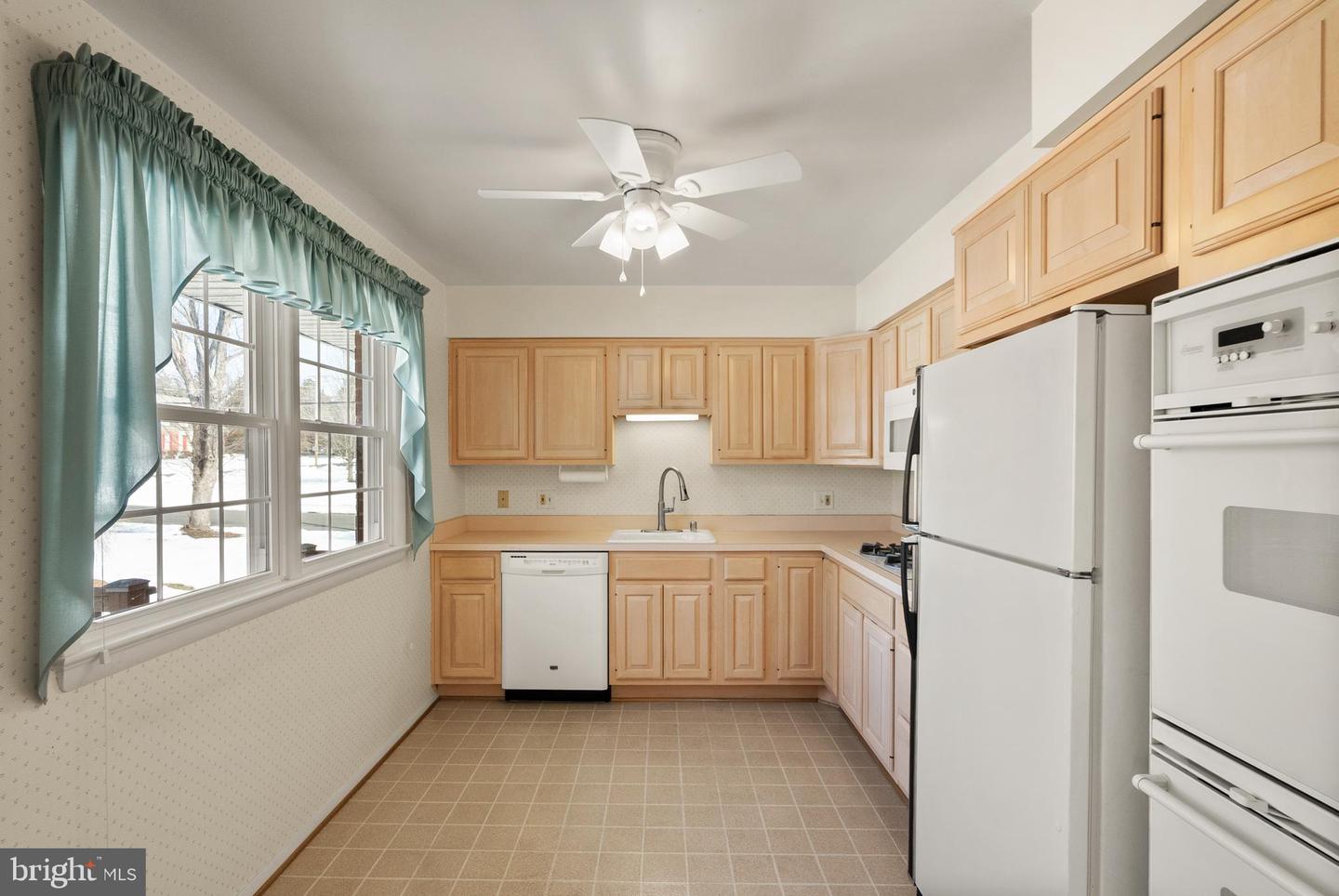 9400 BEAUREGARD AVE, MANASSAS, Virginia 20110, 4 Bedrooms Bedrooms, ,3 BathroomsBathrooms,Residential,For sale,9400 BEAUREGARD AVE,VAMN2009880 MLS # VAMN2009880