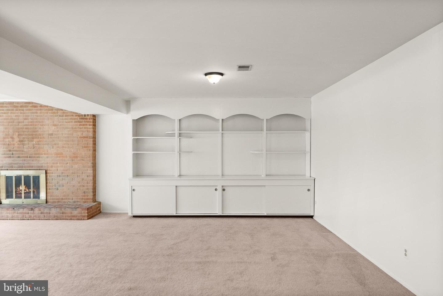 9400 BEAUREGARD AVE, MANASSAS, Virginia 20110, 4 Bedrooms Bedrooms, ,3 BathroomsBathrooms,Residential,For sale,9400 BEAUREGARD AVE,VAMN2009880 MLS # VAMN2009880