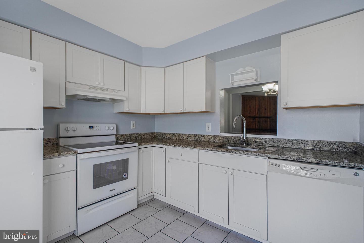 2104 BERGER PL, HERNDON, Virginia 20170, 4 Bedrooms Bedrooms, ,2 BathroomsBathrooms,Residential,For sale,2104 BERGER PL,VAFX2284032 MLS # VAFX2284032