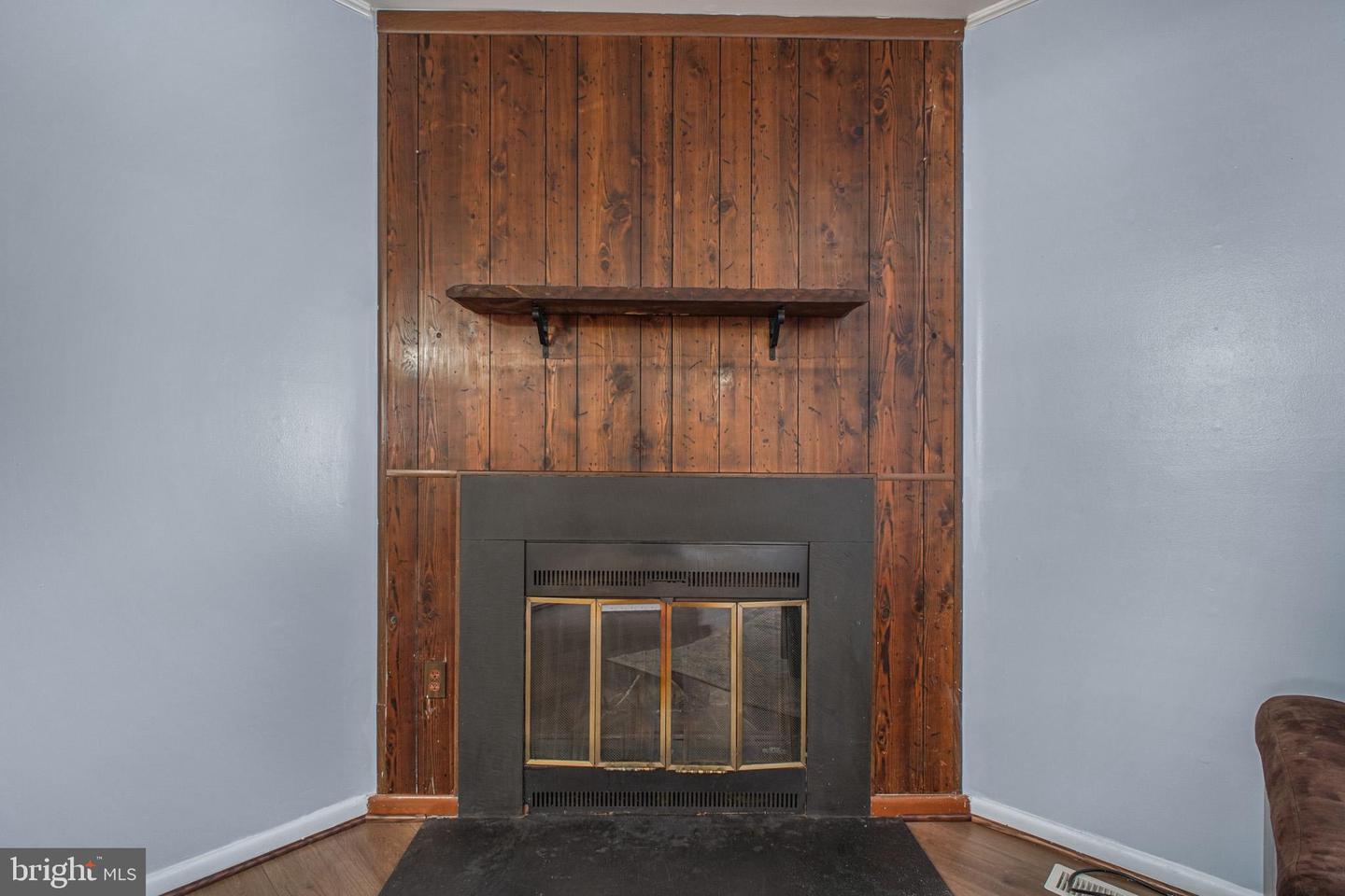 2104 BERGER PL, HERNDON, Virginia 20170, 4 Bedrooms Bedrooms, ,2 BathroomsBathrooms,Residential,For sale,2104 BERGER PL,VAFX2284032 MLS # VAFX2284032