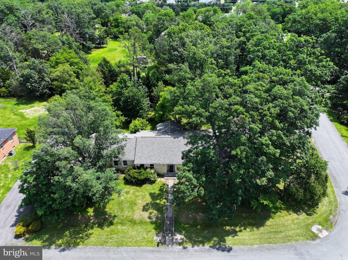 112 WESTWOOD CIR, WINCHESTER, Virginia 22602, 4 Bedrooms Bedrooms, ,3 BathroomsBathrooms,Residential,For sale,112 WESTWOOD CIR,VAFV2038706 MLS # VAFV2038706