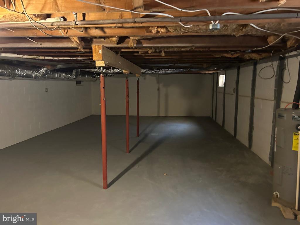 112 WESTWOOD CIR, WINCHESTER, Virginia 22602, 4 Bedrooms Bedrooms, ,3 BathroomsBathrooms,Residential,For sale,112 WESTWOOD CIR,VAFV2038706 MLS # VAFV2038706