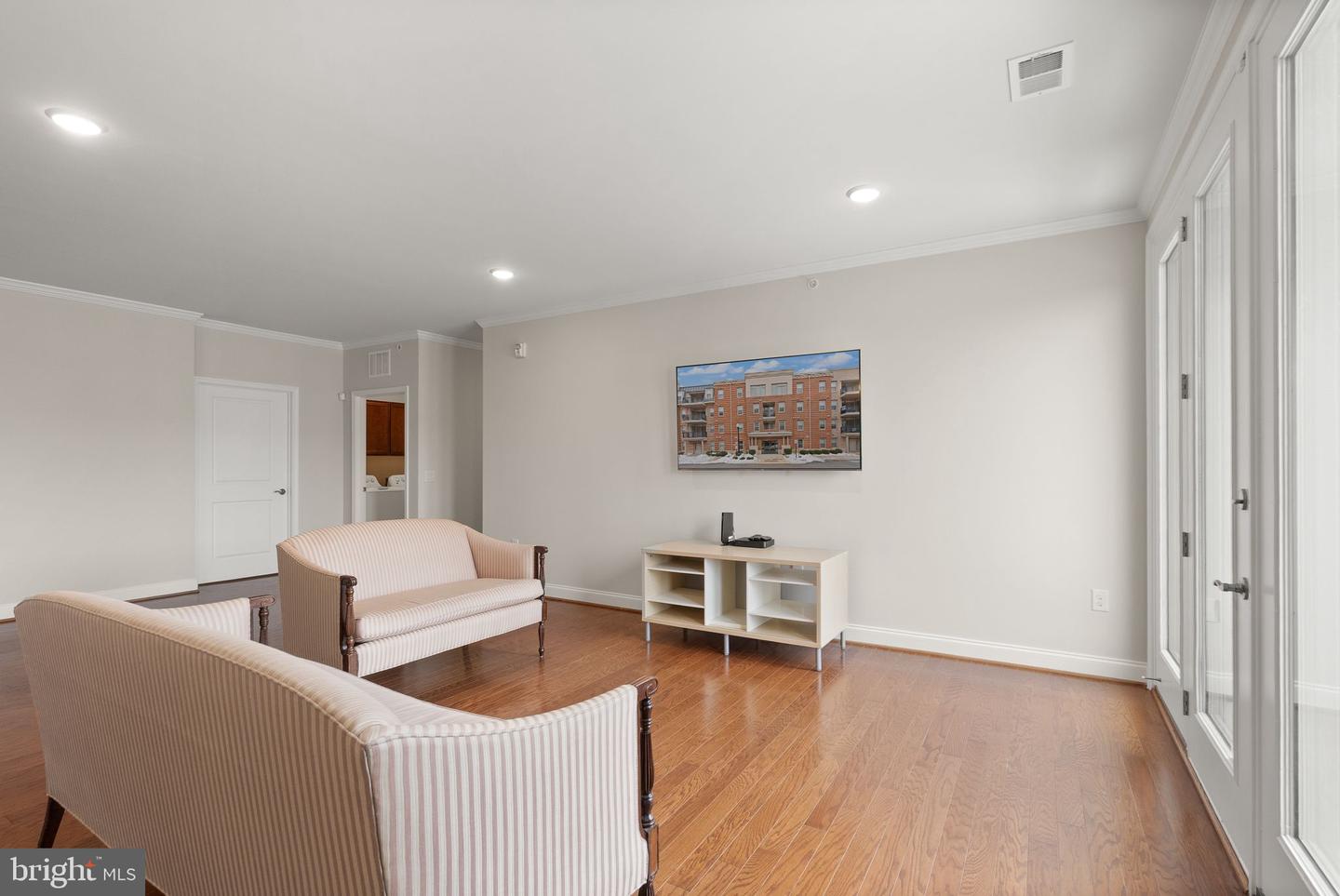 23631 HAVELOCK WALK TER #421, ASHBURN, Virginia 20148, 3 Bedrooms Bedrooms, ,2 BathroomsBathrooms,Residential,For sale,23631 HAVELOCK WALK TER #421,VALO2113380 MLS # VALO2113380