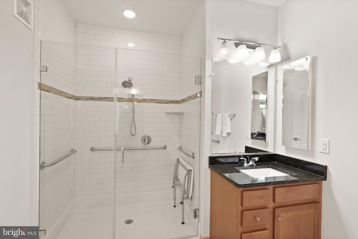 23631 HAVELOCK WALK TER #421, ASHBURN, Virginia 20148, 3 Bedrooms Bedrooms, ,2 BathroomsBathrooms,Residential,For sale,23631 HAVELOCK WALK TER #421,VALO2113380 MLS # VALO2113380