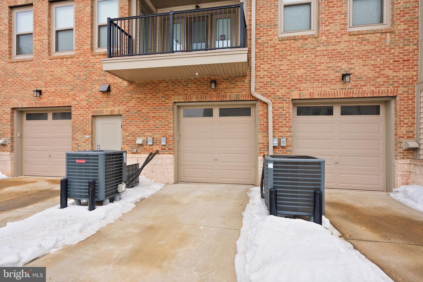 23631 HAVELOCK WALK TER #421, ASHBURN, Virginia 20148, 3 Bedrooms Bedrooms, ,2 BathroomsBathrooms,Residential,For sale,23631 HAVELOCK WALK TER #421,VALO2113380 MLS # VALO2113380