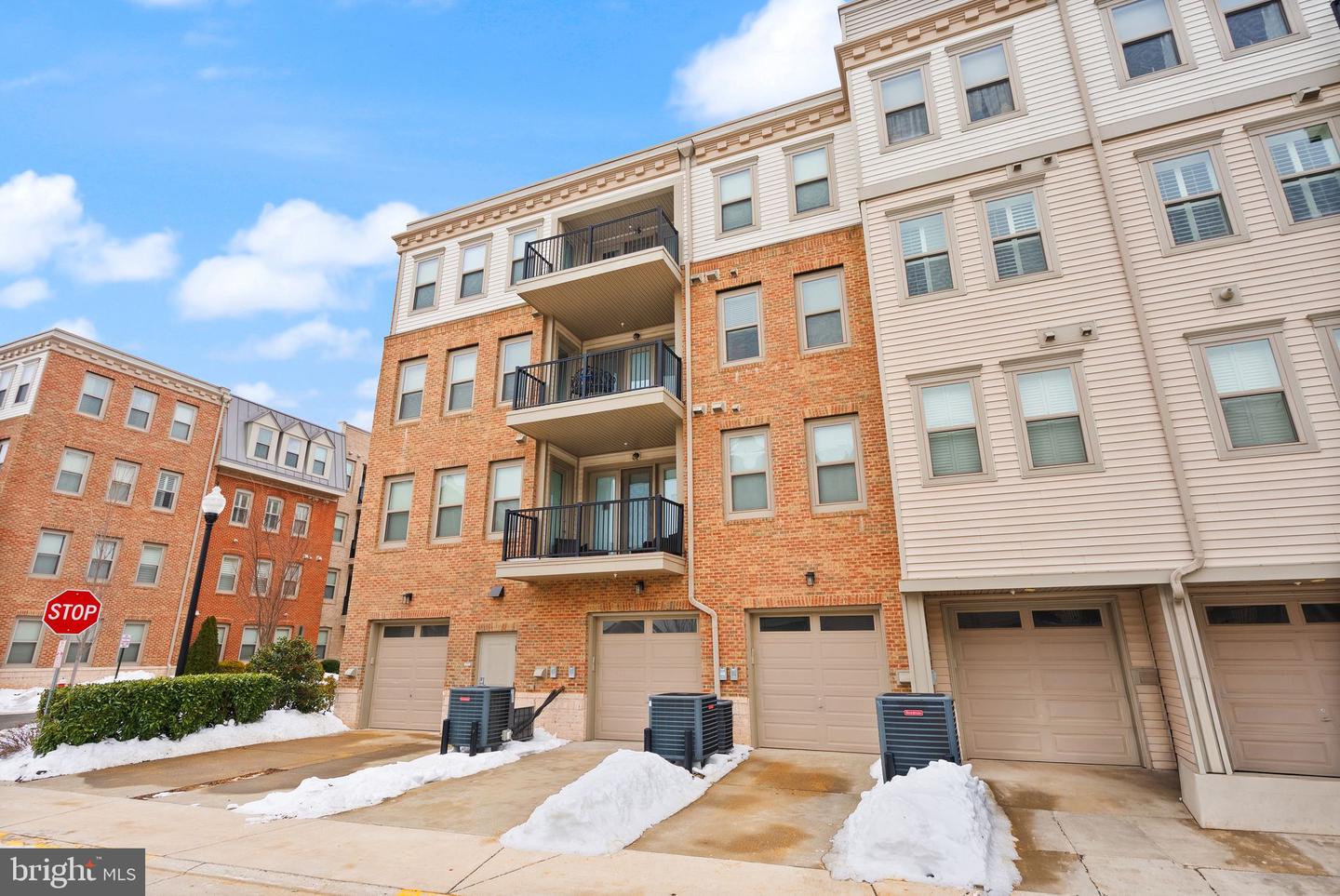 23631 HAVELOCK WALK TER #421, ASHBURN, Virginia 20148, 3 Bedrooms Bedrooms, ,2 BathroomsBathrooms,Residential,For sale,23631 HAVELOCK WALK TER #421,VALO2113380 MLS # VALO2113380