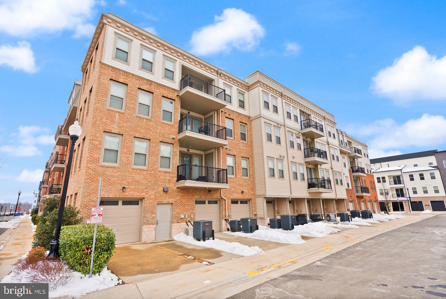 23631 HAVELOCK WALK TER #421, ASHBURN, Virginia 20148, 3 Bedrooms Bedrooms, ,2 BathroomsBathrooms,Residential,For sale,23631 HAVELOCK WALK TER #421,VALO2113380 MLS # VALO2113380