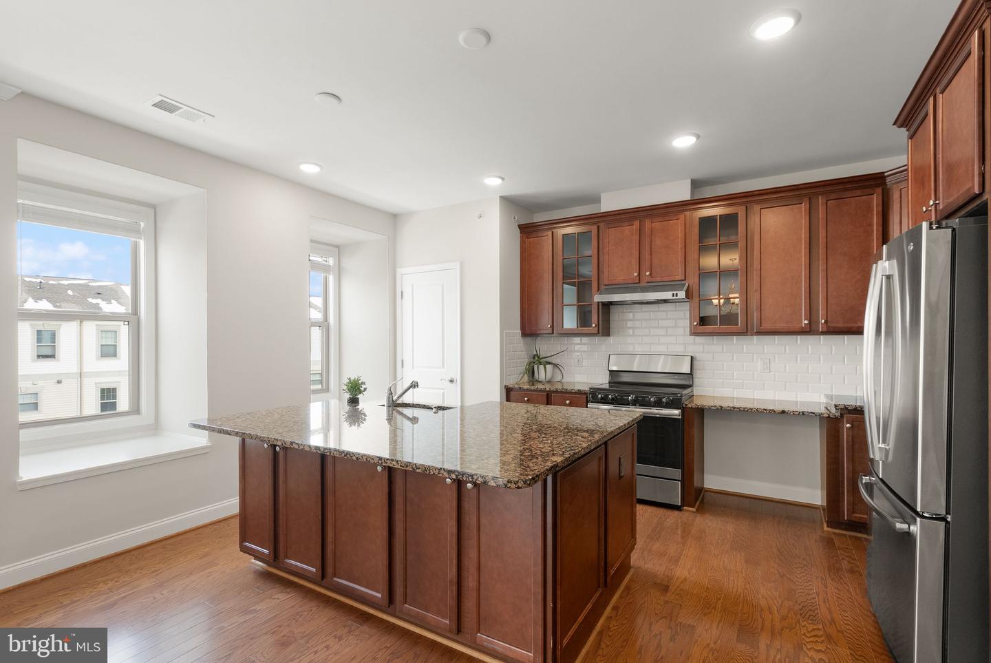 23631 HAVELOCK WALK TER #421, ASHBURN, Virginia 20148, 3 Bedrooms Bedrooms, ,2 BathroomsBathrooms,Residential,For sale,23631 HAVELOCK WALK TER #421,VALO2113380 MLS # VALO2113380