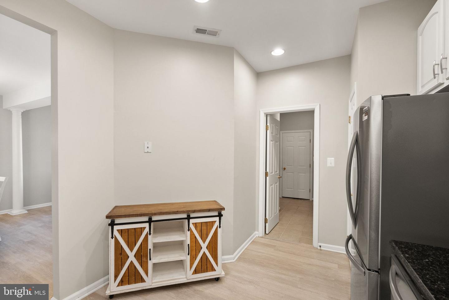 6932 WALNUT HILL DR, GAINESVILLE, Virginia 20155, 4 Bedrooms Bedrooms, ,3 BathroomsBathrooms,Residential,For sale,6932 WALNUT HILL DR,VAPW2109956 MLS # VAPW2109956