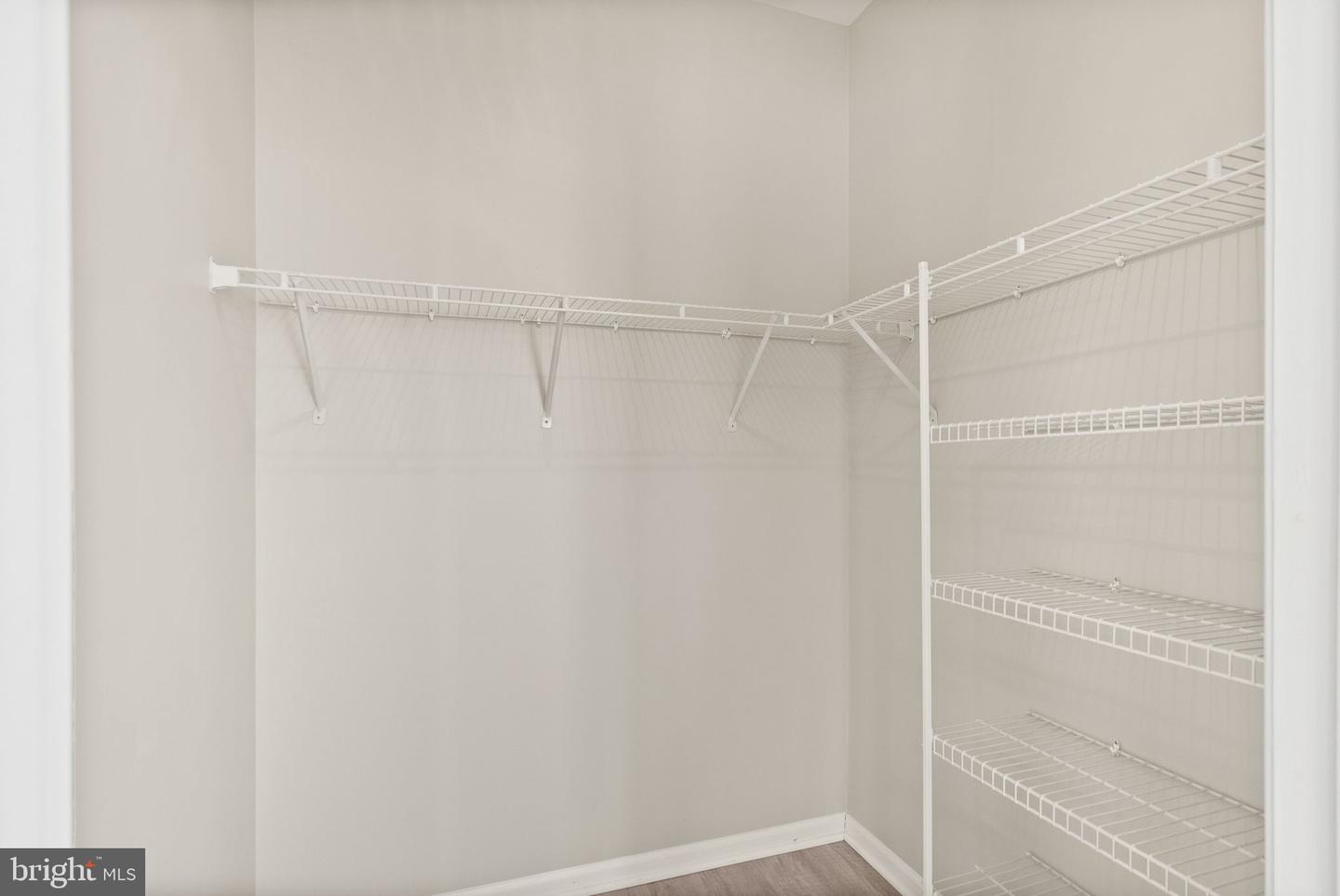 6932 WALNUT HILL DR, GAINESVILLE, Virginia 20155, 4 Bedrooms Bedrooms, ,3 BathroomsBathrooms,Residential,For sale,6932 WALNUT HILL DR,VAPW2109956 MLS # VAPW2109956