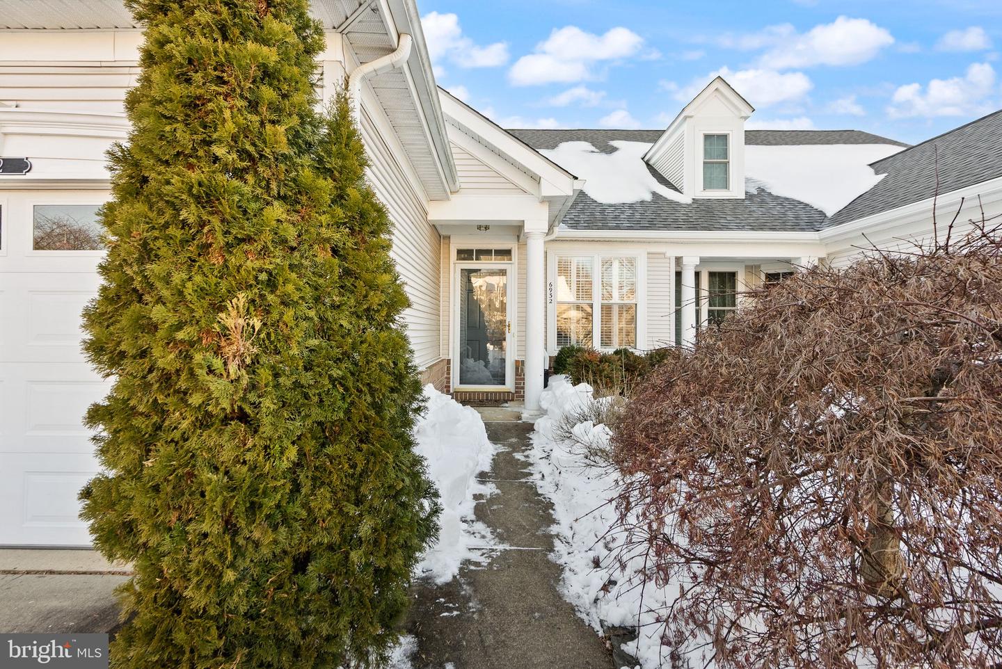 6932 WALNUT HILL DR, GAINESVILLE, Virginia 20155, 4 Bedrooms Bedrooms, ,3 BathroomsBathrooms,Residential,For sale,6932 WALNUT HILL DR,VAPW2109956 MLS # VAPW2109956