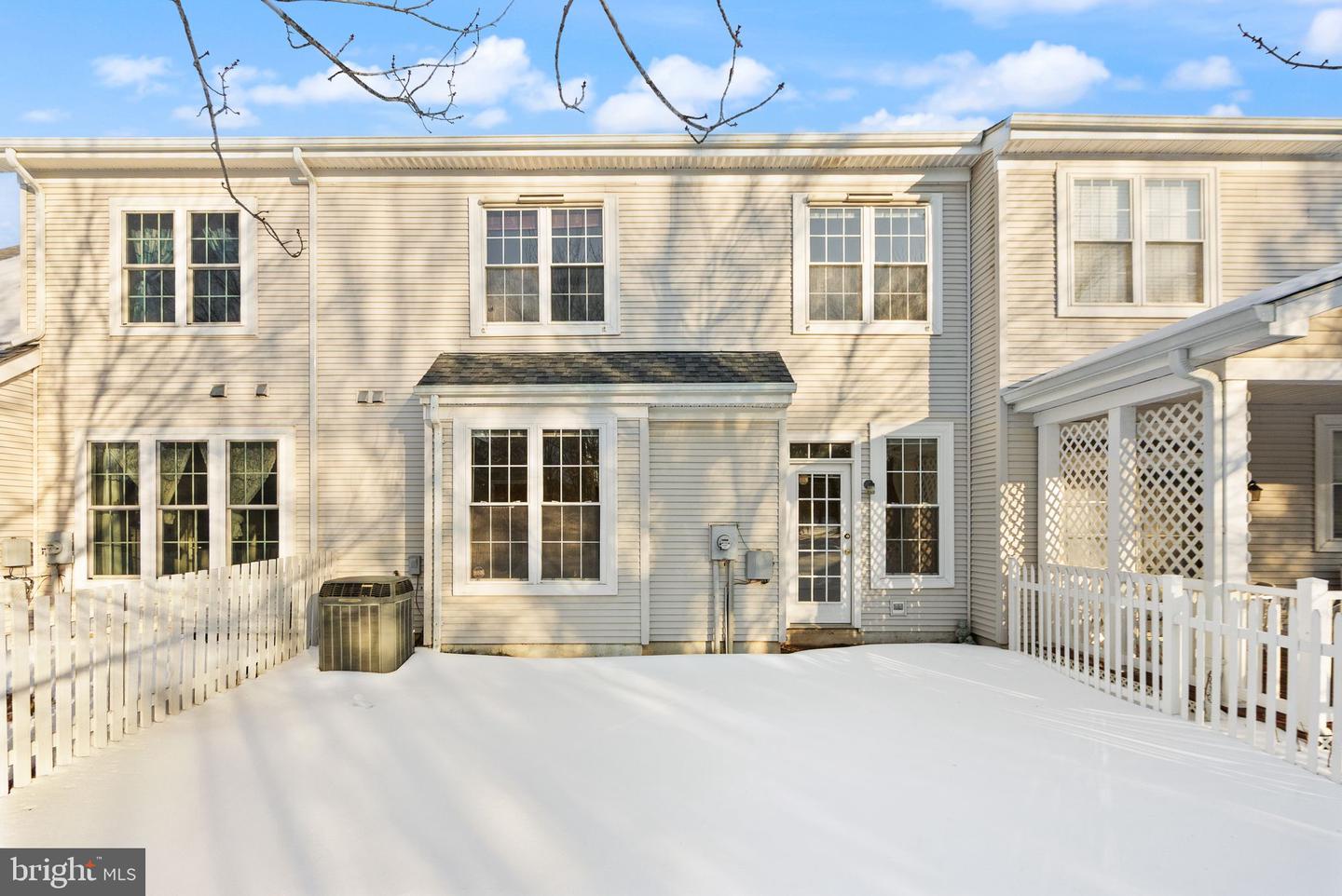 6932 WALNUT HILL DR, GAINESVILLE, Virginia 20155, 4 Bedrooms Bedrooms, ,3 BathroomsBathrooms,Residential,For sale,6932 WALNUT HILL DR,VAPW2109956 MLS # VAPW2109956