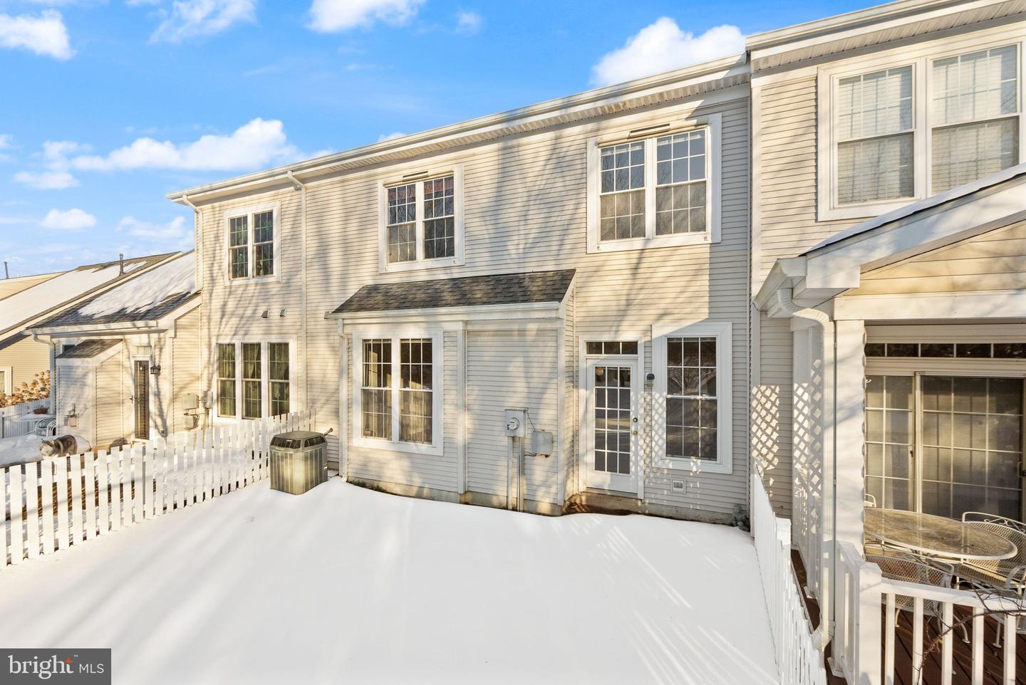 6932 WALNUT HILL DR, GAINESVILLE, Virginia 20155, 4 Bedrooms Bedrooms, ,3 BathroomsBathrooms,Residential,For sale,6932 WALNUT HILL DR,VAPW2109956 MLS # VAPW2109956