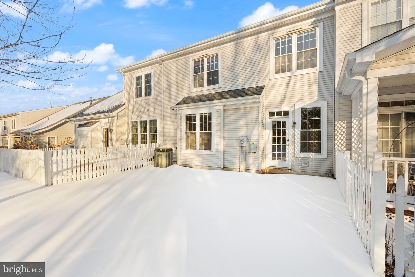 6932 WALNUT HILL DR, GAINESVILLE, Virginia 20155, 4 Bedrooms Bedrooms, ,3 BathroomsBathrooms,Residential,For sale,6932 WALNUT HILL DR,VAPW2109956 MLS # VAPW2109956