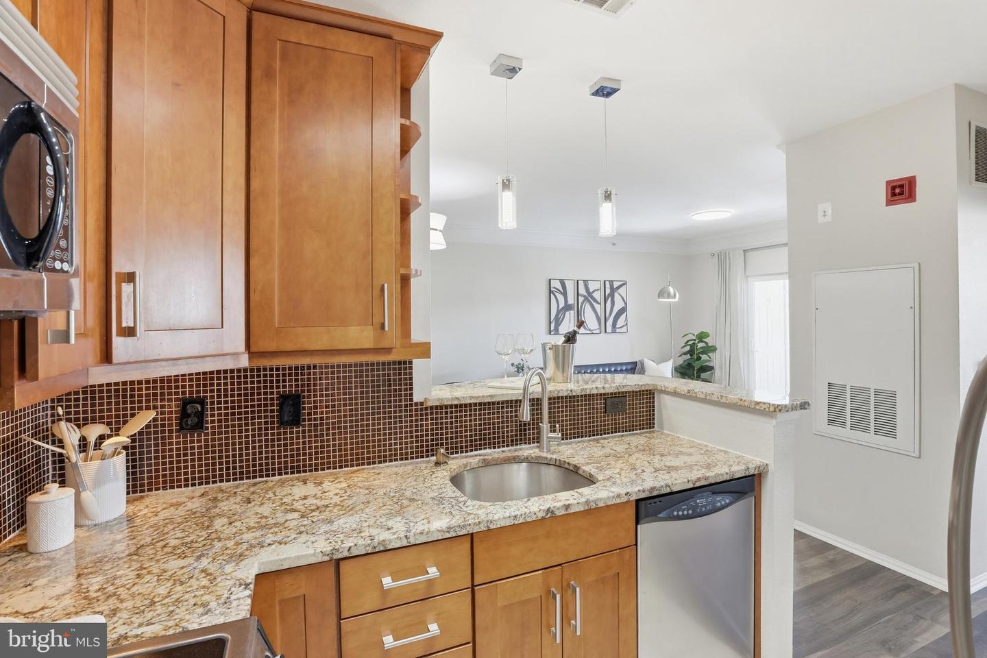 1580 SPRING GATE DR #4406, MCLEAN, Virginia 22102, 1 Bedroom Bedrooms, ,1 BathroomBathrooms,Residential,For sale,1580 SPRING GATE DR #4406,VAFX2284504 MLS # VAFX2284504