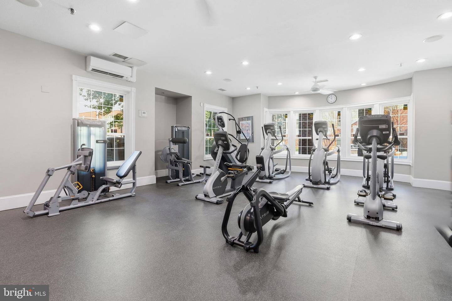 1580 SPRING GATE DR #4406, MCLEAN, Virginia 22102, 1 Bedroom Bedrooms, ,1 BathroomBathrooms,Residential,For sale,1580 SPRING GATE DR #4406,VAFX2284504 MLS # VAFX2284504