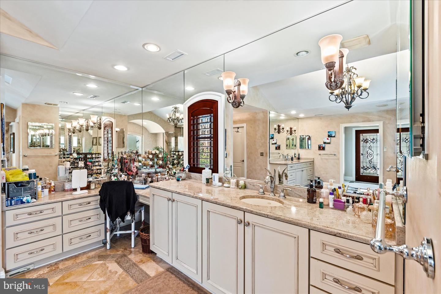 8071 WINDSOR DR, KING GEORGE, Virginia 22485, 5 Bedrooms Bedrooms, 16 Rooms Rooms,4 BathroomsBathrooms,Residential,For sale,8071 WINDSOR DR,VAKG2007432 MLS # VAKG2007432