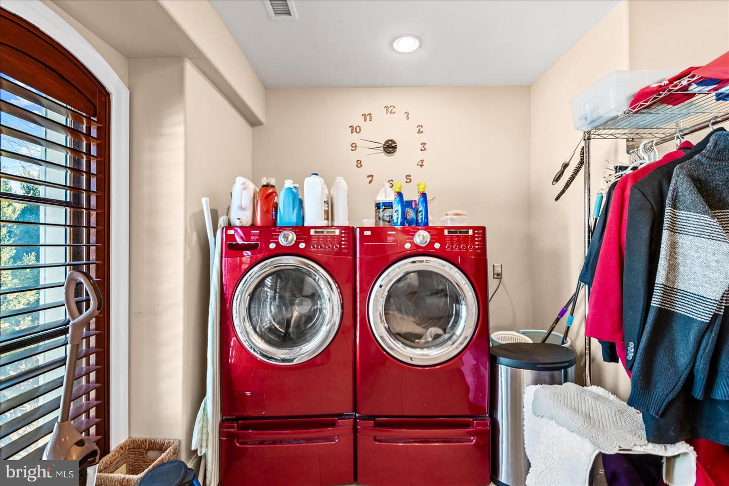 8071 WINDSOR DR, KING GEORGE, Virginia 22485, 5 Bedrooms Bedrooms, 16 Rooms Rooms,4 BathroomsBathrooms,Residential,For sale,8071 WINDSOR DR,VAKG2007432 MLS # VAKG2007432