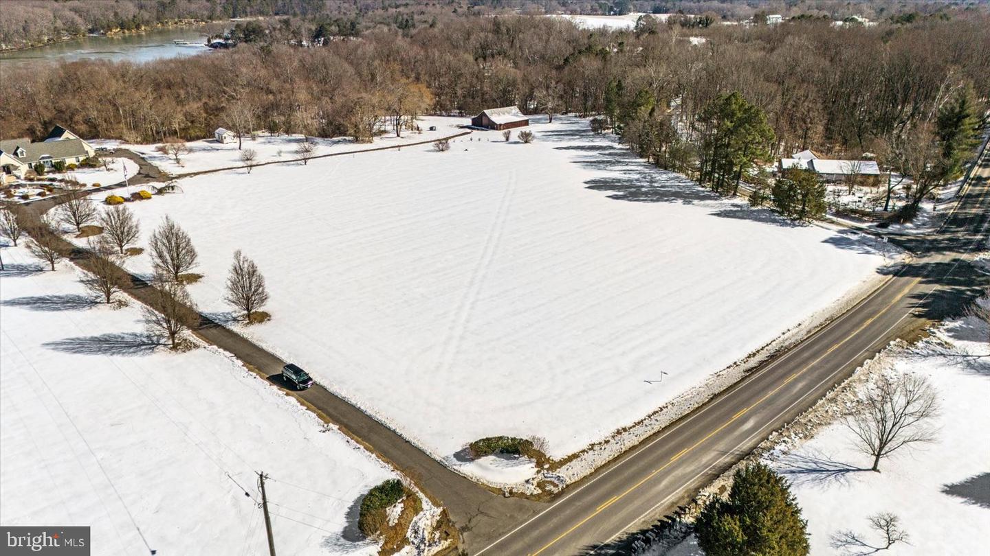 8071 WINDSOR DR, KING GEORGE, Virginia 22485, 5 Bedrooms Bedrooms, 16 Rooms Rooms,4 BathroomsBathrooms,Residential,For sale,8071 WINDSOR DR,VAKG2007432 MLS # VAKG2007432