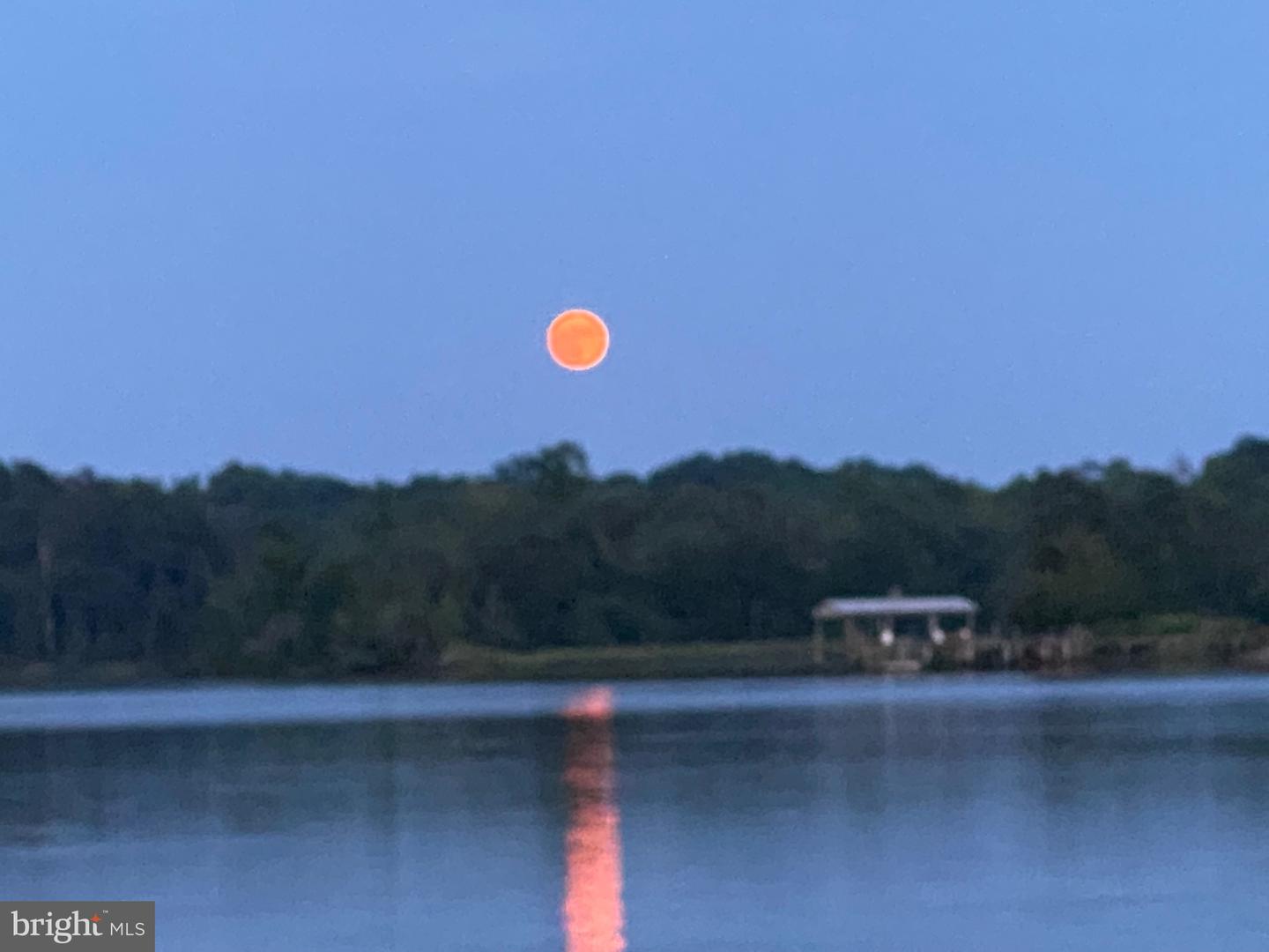 8071 WINDSOR DR, KING GEORGE, Virginia 22485, 5 Bedrooms Bedrooms, 16 Rooms Rooms,4 BathroomsBathrooms,Residential,For sale,8071 WINDSOR DR,VAKG2007432 MLS # VAKG2007432