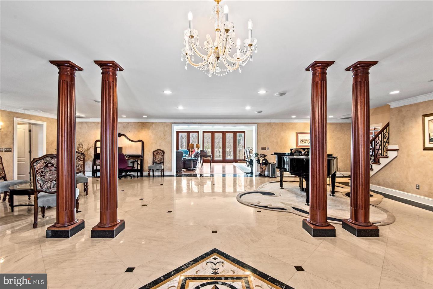 8071 WINDSOR DR, KING GEORGE, Virginia 22485, 5 Bedrooms Bedrooms, 16 Rooms Rooms,4 BathroomsBathrooms,Residential,For sale,8071 WINDSOR DR,VAKG2007432 MLS # VAKG2007432