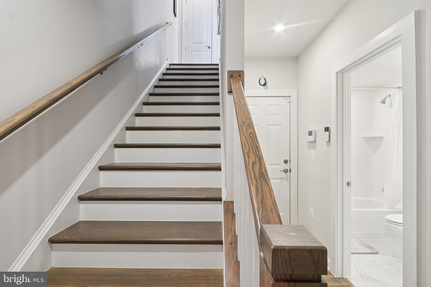 1733 AUTUMN MAPLE LEAF DR, DUMFRIES, Virginia 22026, 3 Bedrooms Bedrooms, ,2 BathroomsBathrooms,Residential,For sale,1733 AUTUMN MAPLE LEAF DR,VAPW2109814 MLS # VAPW2109814