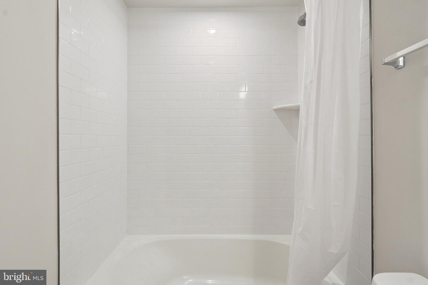 1733 AUTUMN MAPLE LEAF DR, DUMFRIES, Virginia 22026, 3 Bedrooms Bedrooms, ,2 BathroomsBathrooms,Residential,For sale,1733 AUTUMN MAPLE LEAF DR,VAPW2109814 MLS # VAPW2109814