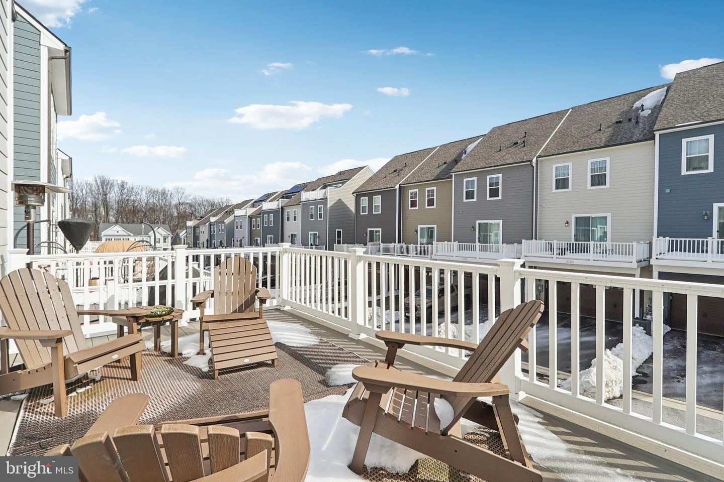 1733 AUTUMN MAPLE LEAF DR, DUMFRIES, Virginia 22026, 3 Bedrooms Bedrooms, ,2 BathroomsBathrooms,Residential,For sale,1733 AUTUMN MAPLE LEAF DR,VAPW2109814 MLS # VAPW2109814