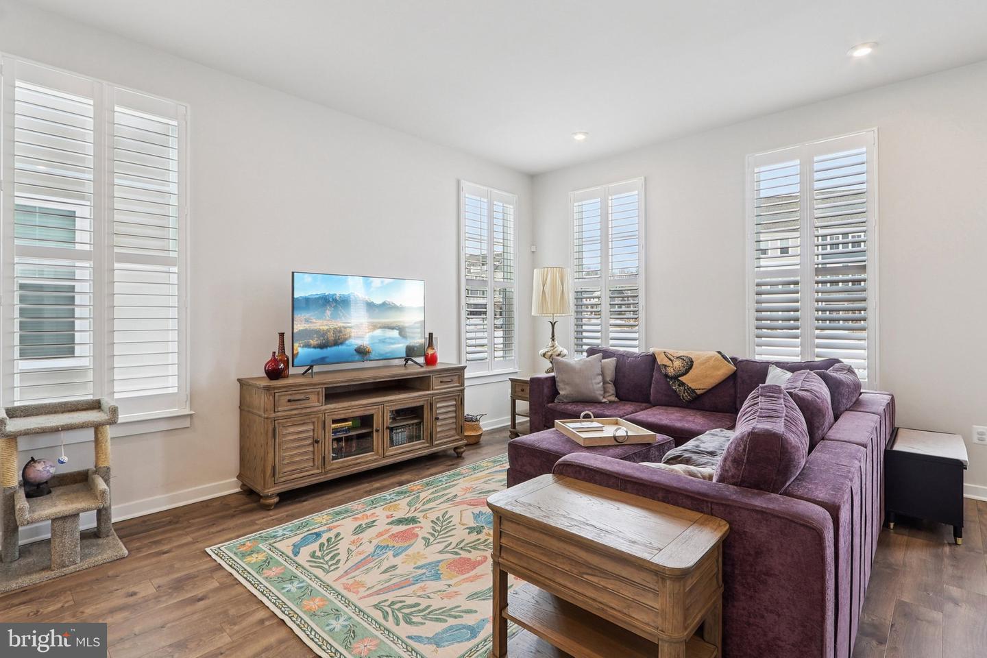 1733 AUTUMN MAPLE LEAF DR, DUMFRIES, Virginia 22026, 3 Bedrooms Bedrooms, ,2 BathroomsBathrooms,Residential,For sale,1733 AUTUMN MAPLE LEAF DR,VAPW2109814 MLS # VAPW2109814