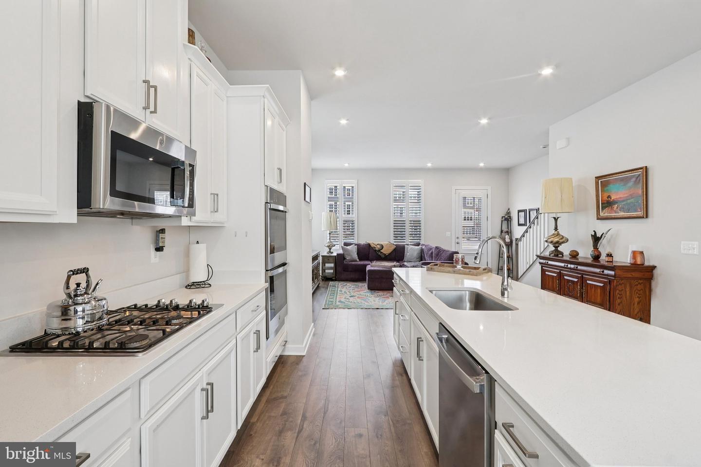 1733 AUTUMN MAPLE LEAF DR, DUMFRIES, Virginia 22026, 3 Bedrooms Bedrooms, ,2 BathroomsBathrooms,Residential,For sale,1733 AUTUMN MAPLE LEAF DR,VAPW2109814 MLS # VAPW2109814