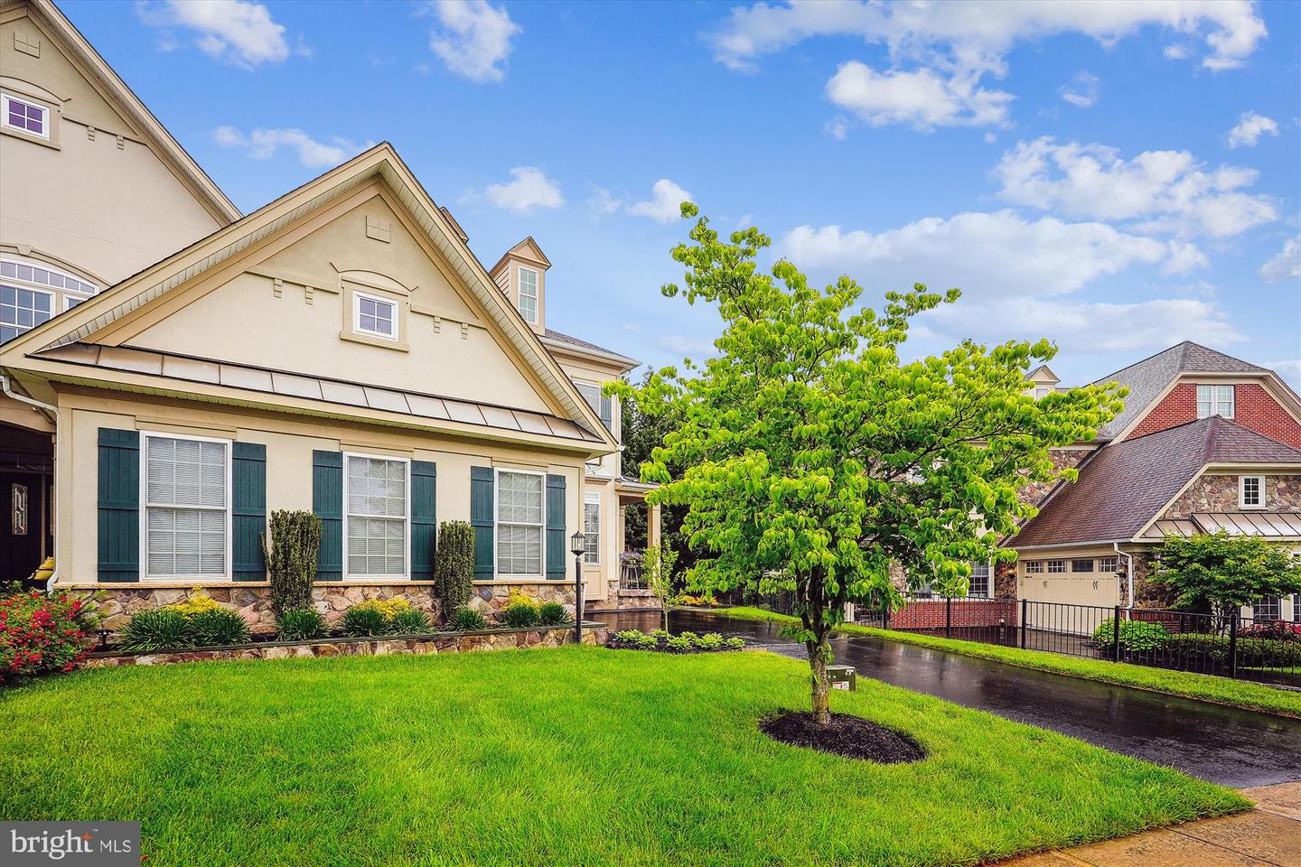 47666 PAULSEN SQ, POTOMAC FALLS, Virginia 20165, 3 Bedrooms Bedrooms, ,3 BathroomsBathrooms,Residential,For sale,47666 PAULSEN SQ,VALO2113506 MLS # VALO2113506