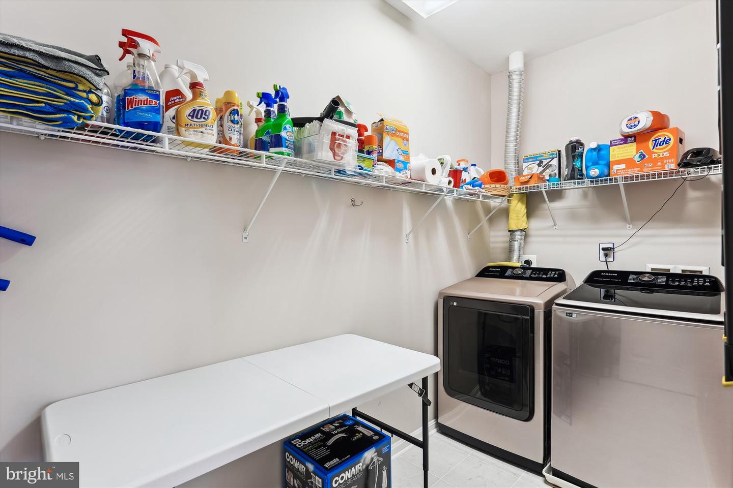 47666 PAULSEN SQ, POTOMAC FALLS, Virginia 20165, 3 Bedrooms Bedrooms, ,3 BathroomsBathrooms,Residential,For sale,47666 PAULSEN SQ,VALO2113506 MLS # VALO2113506