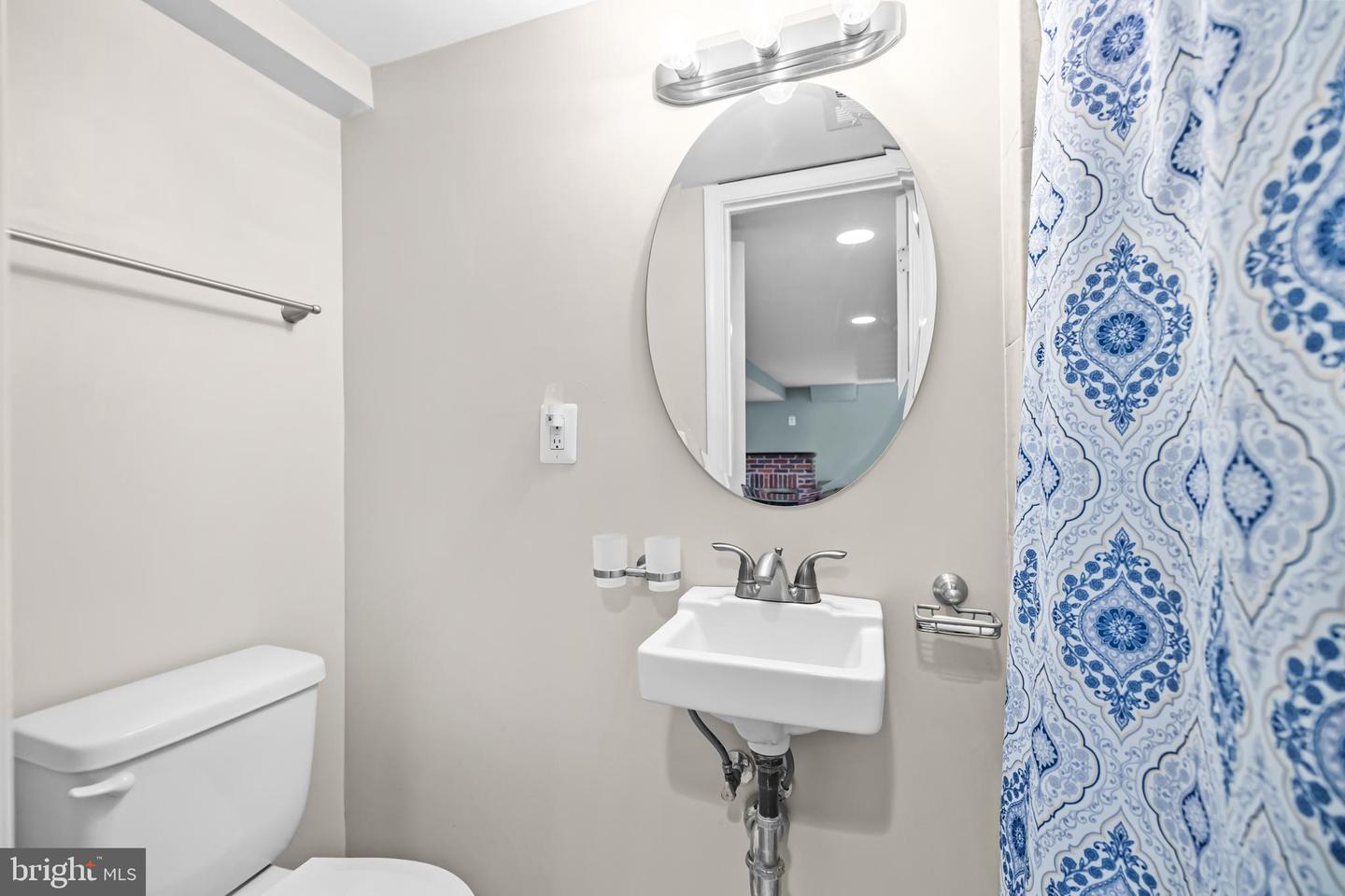 2942 M ST SE, WASHINGTON, District Of Columbia 20019, 2 Bedrooms Bedrooms, ,2 BathroomsBathrooms,Residential,For sale,2942 M ST SE,DCDC2240212 MLS # DCDC2240212