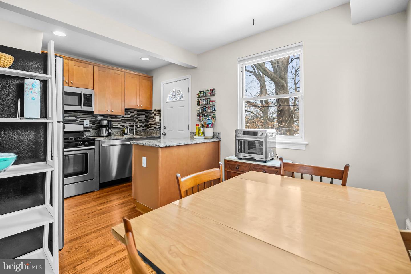 2942 M ST SE, WASHINGTON, District Of Columbia 20019, 2 Bedrooms Bedrooms, ,2 BathroomsBathrooms,Residential,For sale,2942 M ST SE,DCDC2240212 MLS # DCDC2240212