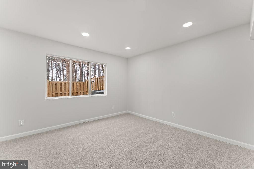 14743 WINDING LOOP, WOODBRIDGE, Virginia 22191, 3 Bedrooms Bedrooms, ,3 BathroomsBathrooms,Residential,For sale,14743 WINDING LOOP,VAPW2110158 MLS # VAPW2110158